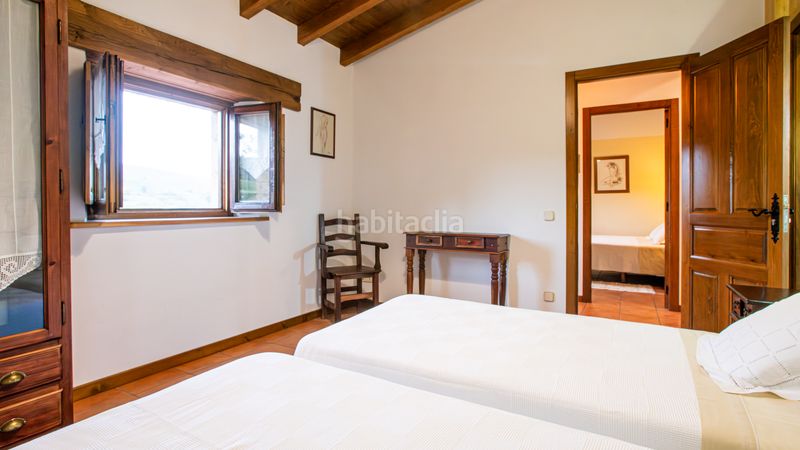 Foto f9f27fd5-e446-4272-a964-6d1197c4499b. Casa en Villafufre