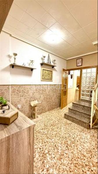 Foto 2bf9de3d-e56f-4bdf-95df-52fc316ab9b6. Haus mit parking in Zona la Ermita Torrent