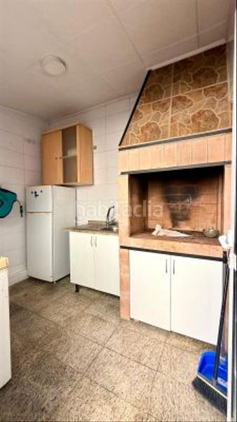 Foto 770e6112-496e-45ad-a1b1-699a289dbbae. House with parking in Zona la Ermita Torrent