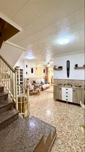 Foto 5e225653-1406-4b68-8231-1d41538008a8. Maison avec parking dans Zona la Ermita Torrent