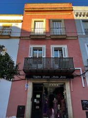 Édifice  Calle larga