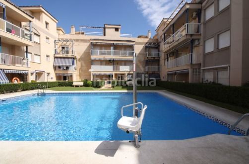 Foto 4d5aba1e-3745-4369-a8e4-9d4c4f56e0f9. Pis amb aparcament a Urbanización Santa Rosa Torrox