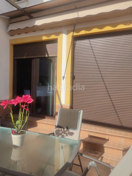 Foto bdfb5c16-677a-4012-bbe1-41b848f7f7d9. Casa amb aparcament a Almodóvar del Río