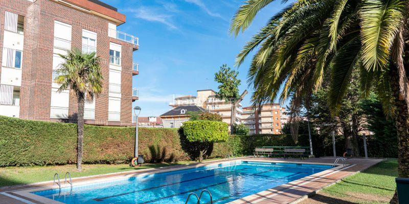 Foto 949d53d4-f607-4f87-b07d-01d5279f2d3f. Pis amb aparcament a Brazomar Castro - Urdiales