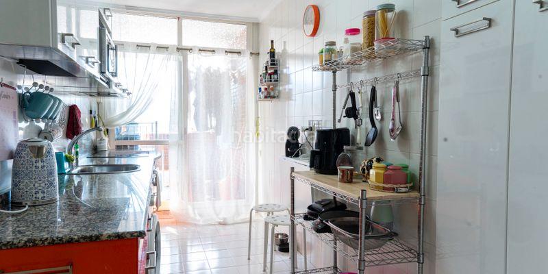 Foto d78bdc0e-d9ce-4851-b59a-a30acde54a22. Pis amb aparcament a Brazomar Castro - Urdiales