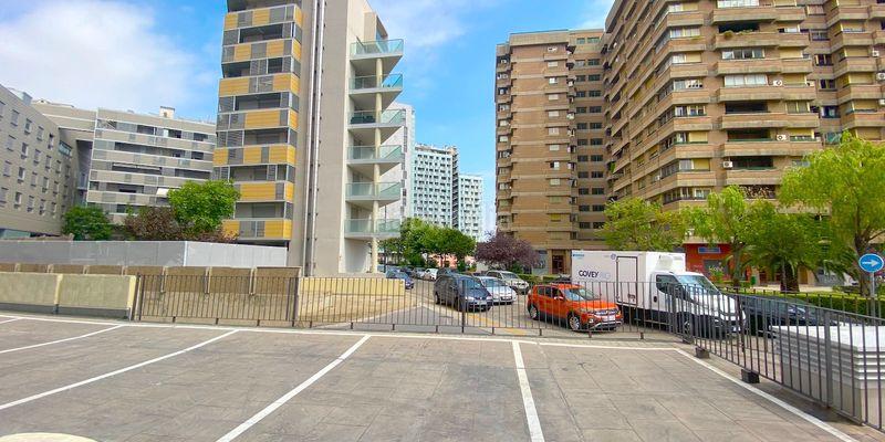 Foto 5b9d4a3e-25c4-4af3-8e8d-5a44bd978bd7. Local commercial dans Ciudad Jardín - Parque Roma Zaragoza