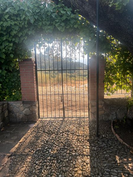 Foto bd934af5-4547-43a1-a7b3-608eba936a9d. Masia amb aparcament a Centro Ronda