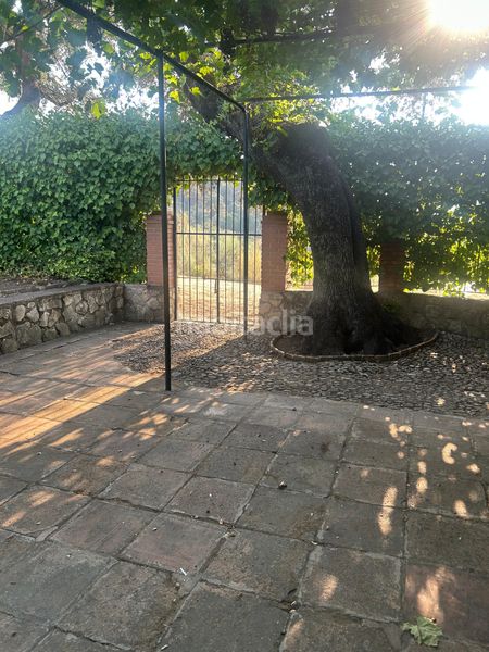 Foto d1be4c6c-5209-4266-a840-7914091b2657. Masia amb aparcament a Centro Ronda