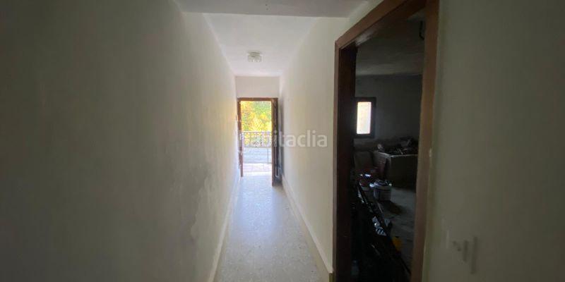 Foto 751989d6-d350-415c-870e-341deb3a7378. Haus mit parking in Caso