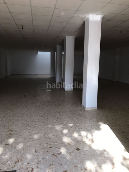 Foto e3a4e975-859c-4e04-8e24-410735da5e09. Local comercial a Lora del Río