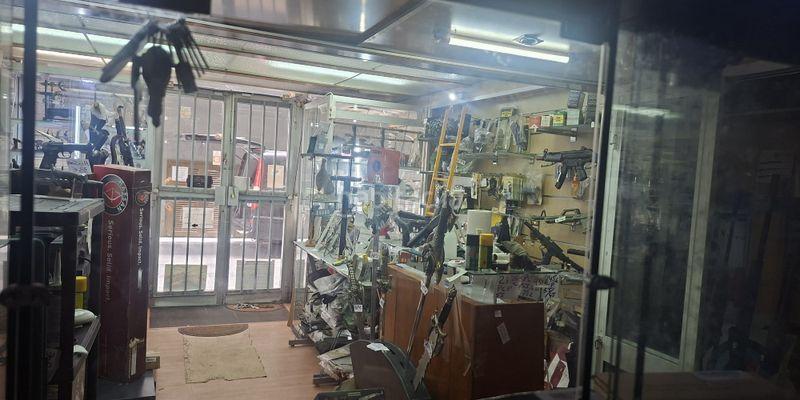 Foto 06937567-38ca-47e9-9645-4175637626f1. Locale commerciale in Santa Catalina - Canteras Palmas de Gran Canaria (Las)