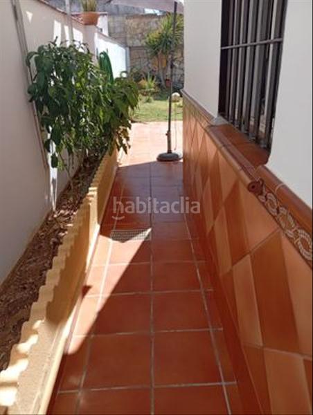 Foto b12ee97e-369e-4d11-8ba5-a15ff2e5c167. Casa amb aparcament a Condequinto Montequinto