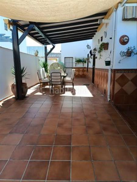 Foto 9eb14e9b-f2c4-435e-8e6d-b1aefe9dc806. House with parking in Condequinto Montequinto