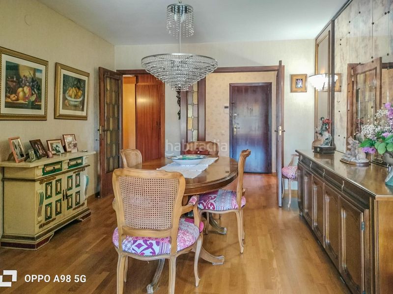Foto 2078b057-e435-4faa-8f88-4e34aaf41a92. Flat with parking in Eixample Sant Cugat del Vallès