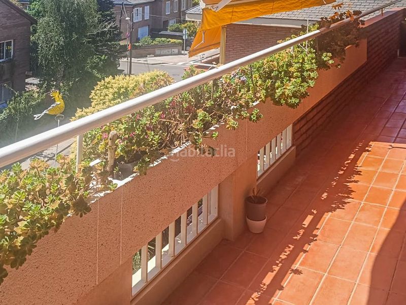 Foto 48323b47-674d-4cd1-a72e-c58ba35c1f30. Flat with parking in Eixample Sant Cugat del Vallès