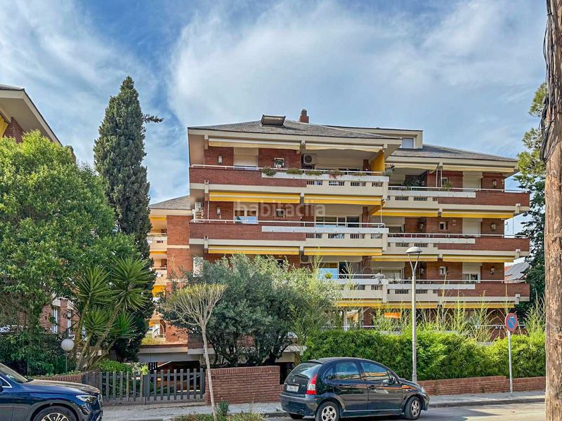 Foto a56a8f5a-8519-4295-9448-e84b400cefa3. Flat with parking in Eixample Sant Cugat del Vallès
