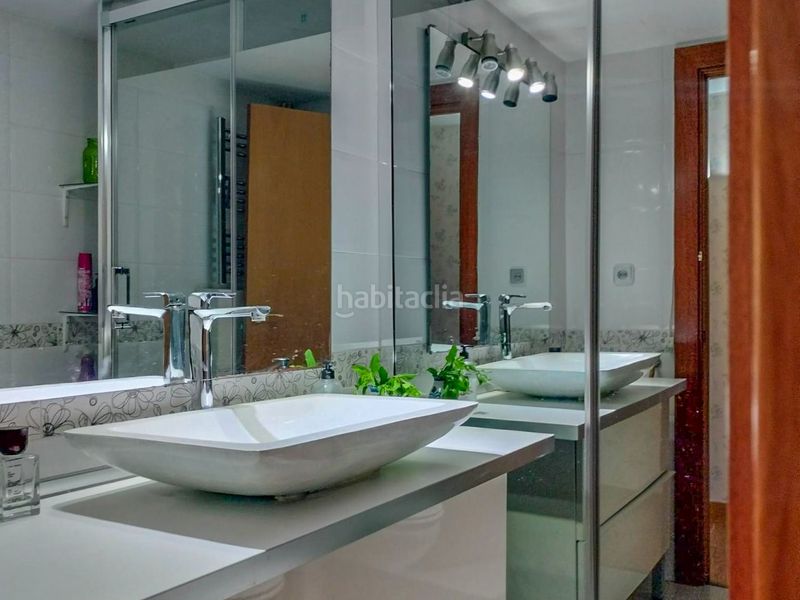 Foto c172681b-c35f-4b5c-b31d-67d7f20590ca. Flat with parking in Eixample Sant Cugat del Vallès