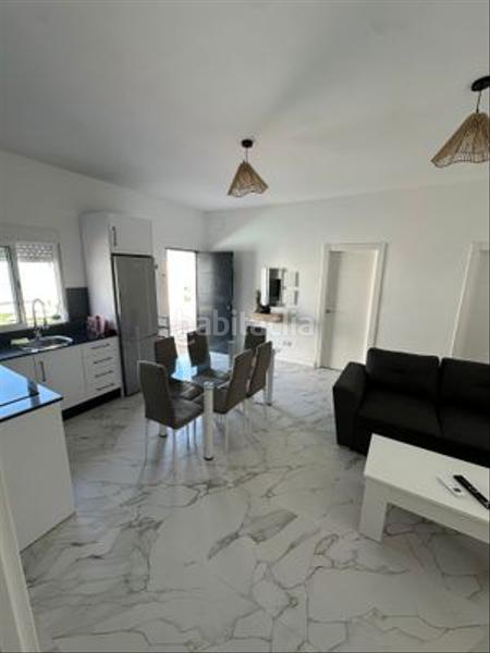 Foto d1f421f8-9819-4f7c-9812-0f33b14cf466. Casale con parcheggio in Las Lagunas - Campano Chiclana de la Frontera