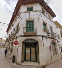 Building  Calle major