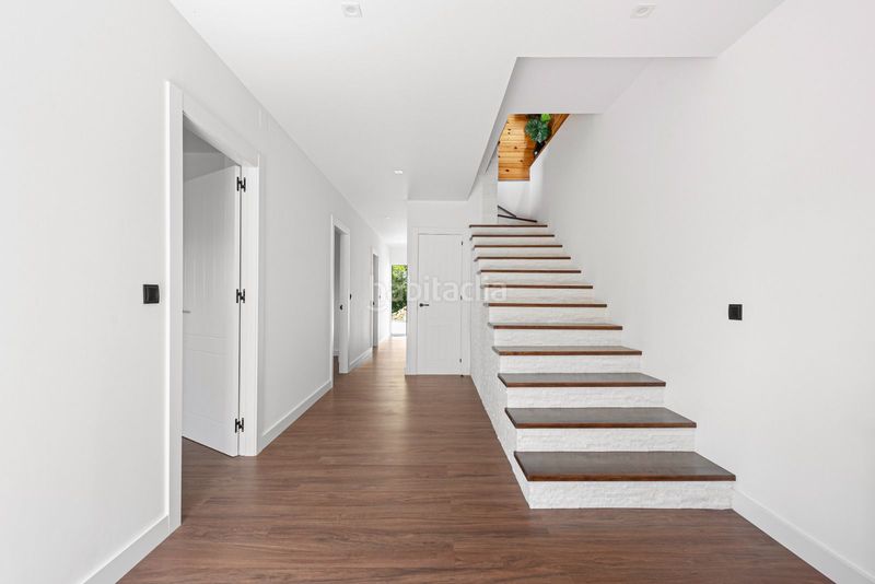 Foto e600cd4c-19ee-4190-b471-2ef0a395623c. Casa amb aparcament a Olletas - Sierra Blanquilla Málaga