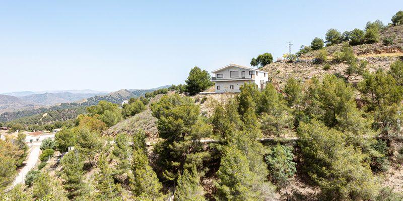 Foto 6a5d9a38-2970-4ade-8bcb-f0a0512976d4. Maison avec parking dans Olletas - Sierra Blanquilla Málaga