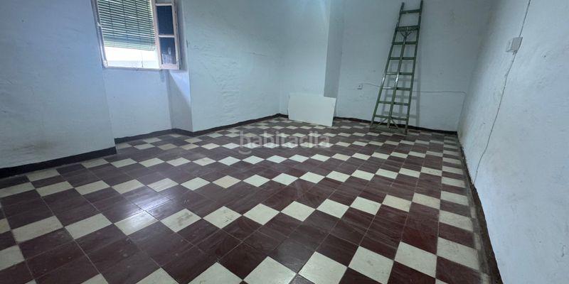 Foto 082f6245-fdd1-4b28-9673-b13f2ae6c4d2. Casa a Bujalance