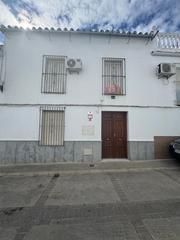 House in Calle sancha fernandez