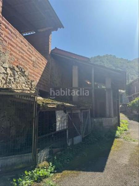 Foto 63b688e6-4b6f-4abb-90f4-5545ad756a84. Country house in Parres