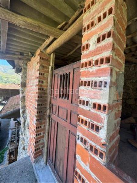 Foto beb38aac-12e9-4ad5-8244-1e254ba5e37a. Country house in Parres