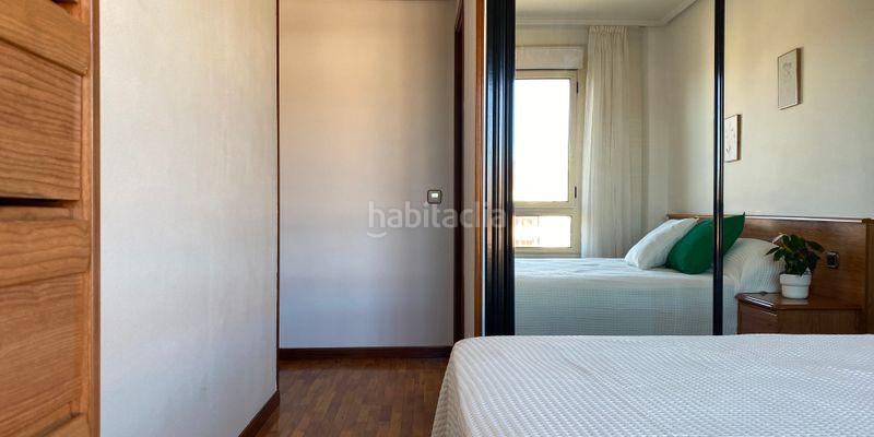 Foto 9123d4ae-45be-422a-abad-620cd729b869. Etagenwohnung mit parking in Huca - La Cadellada Oviedo