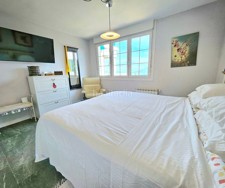 Foto a6bdd9a2-8505-43cf-b5dd-ff713854931f. Casa amb aparcament a Limpias