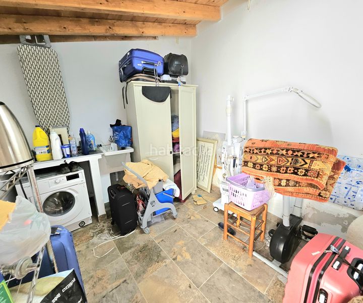 Foto d50c6167-dac4-48ef-8adf-b7a9bf8778f1. Casa amb aparcament a Limpias