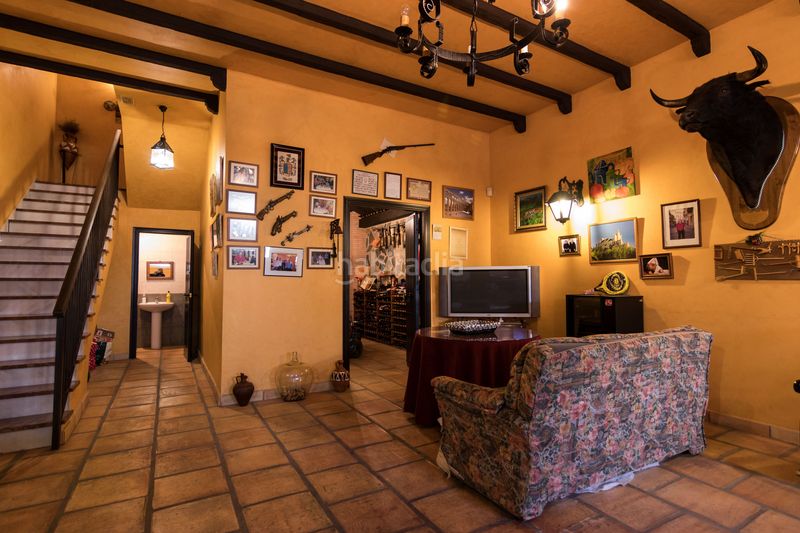 Foto a358a830-bcfe-4634-8717-3d0a155b25aa. Maison avec parking dans Montecorto