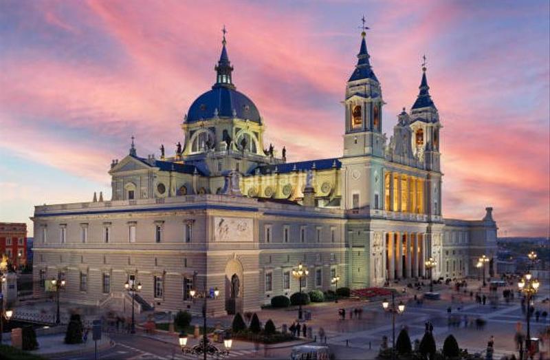 Foto be1a9d53-c81d-4630-a6bf-54edaf50615a. Pis a Palacio Madrid