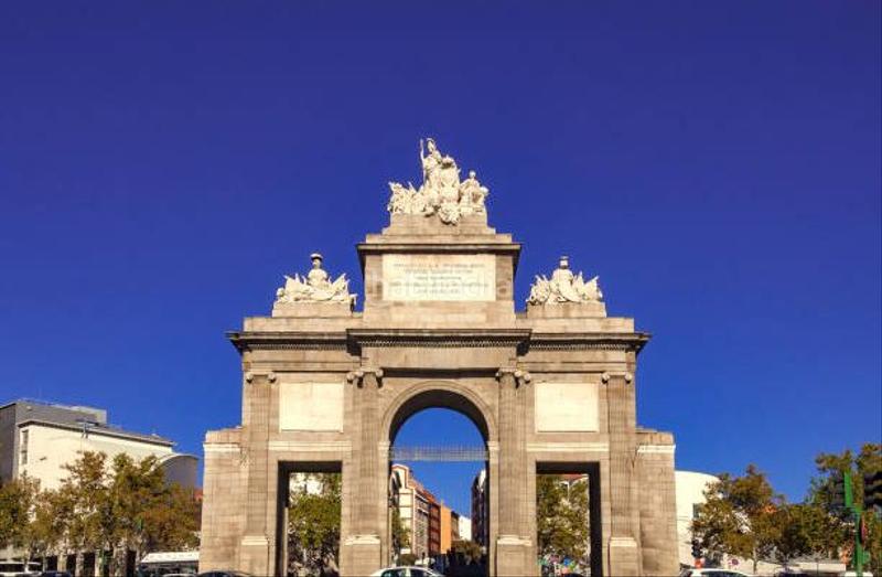 Foto ef5ffb28-890f-41a9-b0b1-c656e7c770e6. Pis a Palacio Madrid