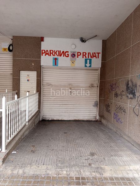 Foto 6da39ea6-8e60-40f0-8343-222f5e591909. Aparcament cotxe a Lloreda Badalona