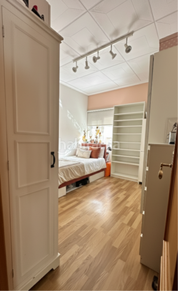 Foto 04845b2a-f094-4759-9855-687972b76ab3. Appartamento in Turó de la Peira Barcelona