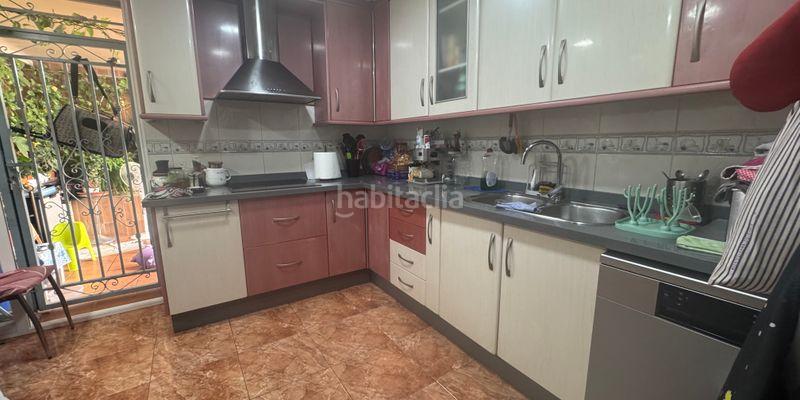 Foto ea2dcf52-1e5b-4db0-afa1-ba6746ba3edc. House with parking in Motril ciudad Motril