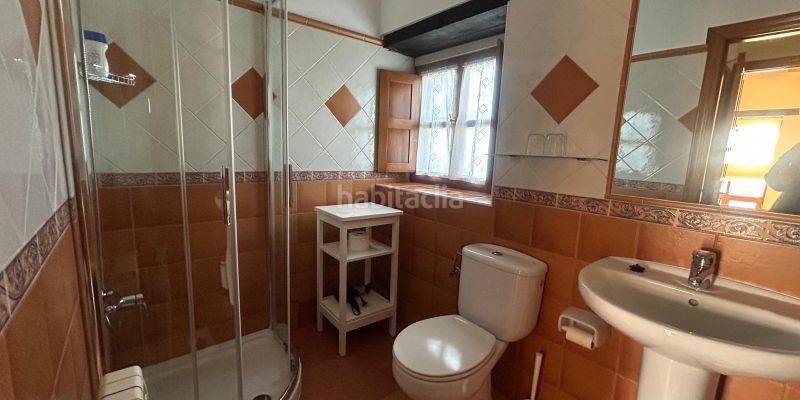 Foto 53aa9451-07b7-4719-9dec-fc67369e261c. House with parking in Cangas de Onís