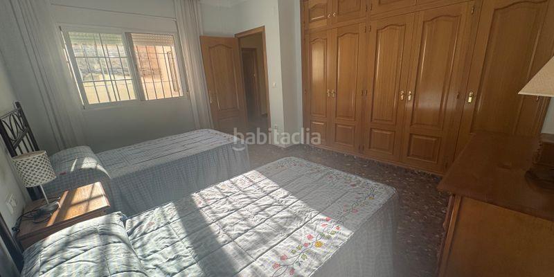 Foto 351a1414-7d1a-4ec2-bdc3-fac38665e028. Casa con parcheggio in Motril ciudad Motril