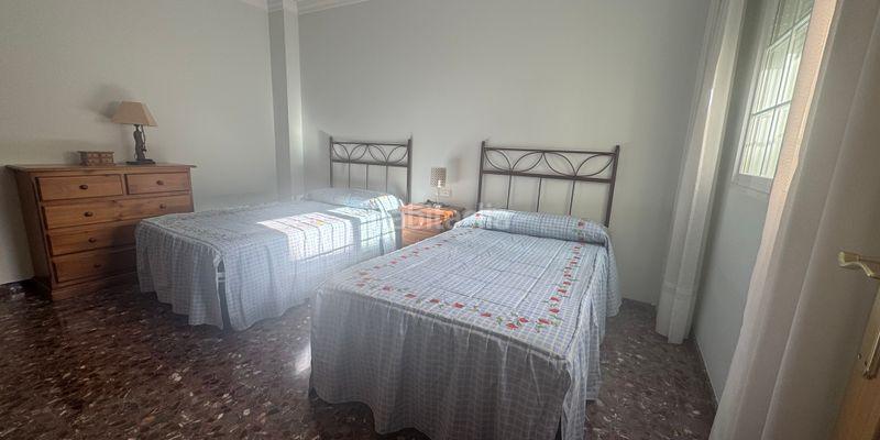 Foto 3af1327e-365c-44ce-a280-7da27e7f622e. Casa con parcheggio in Motril ciudad Motril