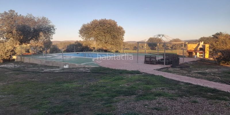 Foto 4976a45c-da87-4d17-b848-a56861a13044. Masia amb aparcament a Fuente Obejuna