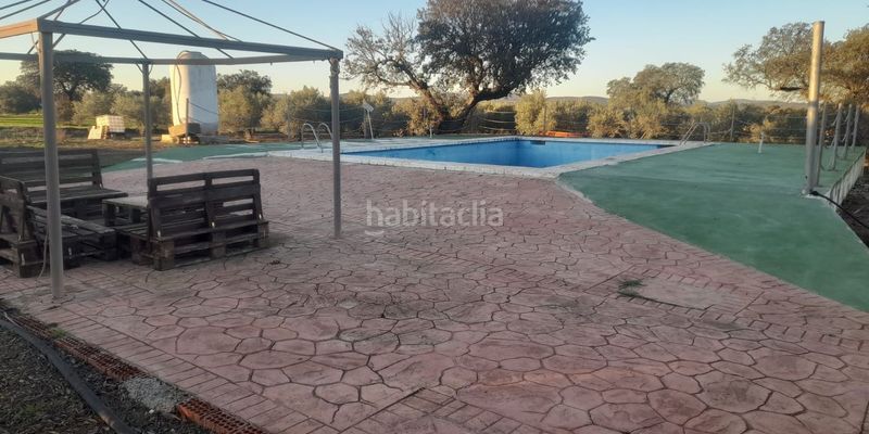 Foto 4ac4da3c-3936-4468-b28c-f71398550029. Masia amb aparcament a Fuente Obejuna