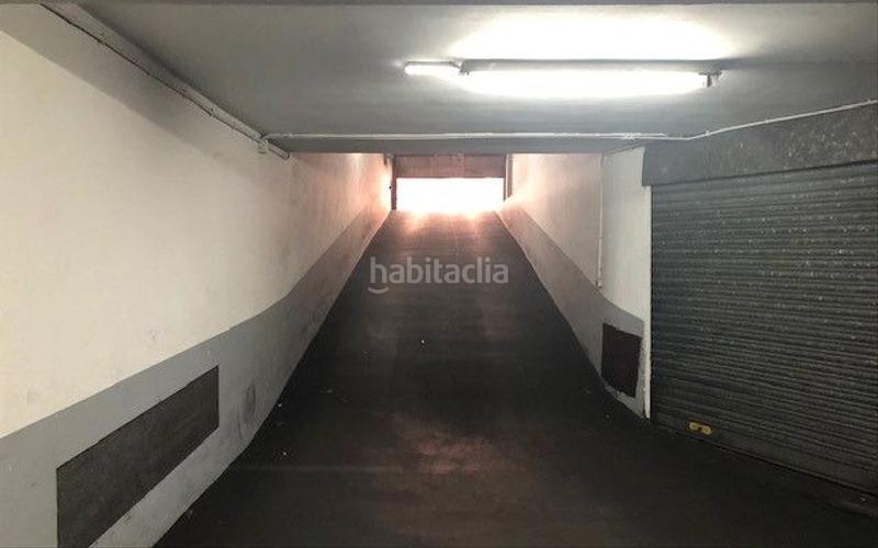 Foto 0aacb14a-4442-463a-925d-f1658812d857. Autoparkplatz in Laviada Gijón