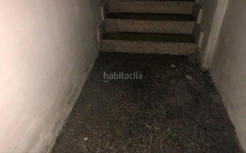 Foto f4f39e3b-dfeb-47dd-936d-76f4c2aac1d5. Autoparkplatz in Laviada Gijón