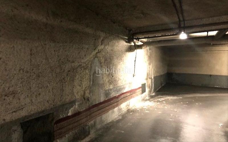 Foto 58cc0f63-6eb4-4ca7-bdd0-c3e510a44c98. Parking voiture dans Laviada Gijón