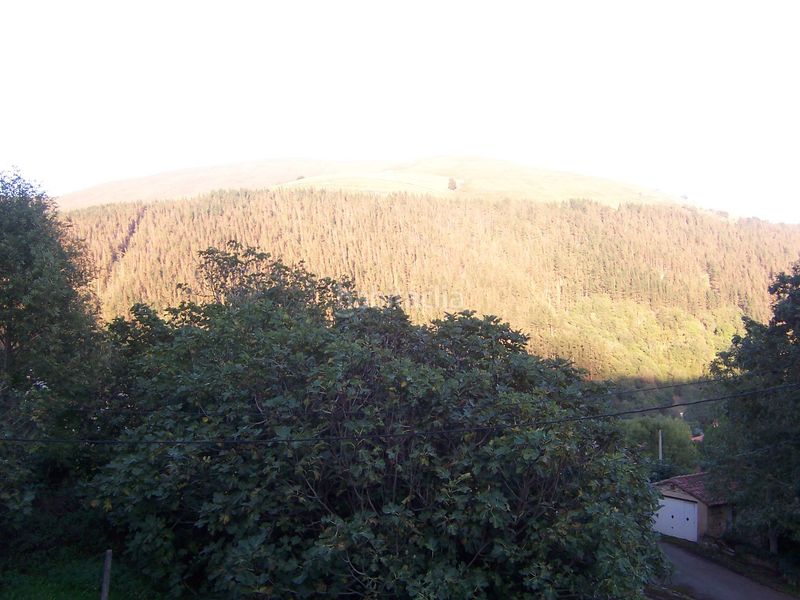 Foto 574e44ac-cd6e-4203-a33b-7fe12d3833ac. House with parking in Luena