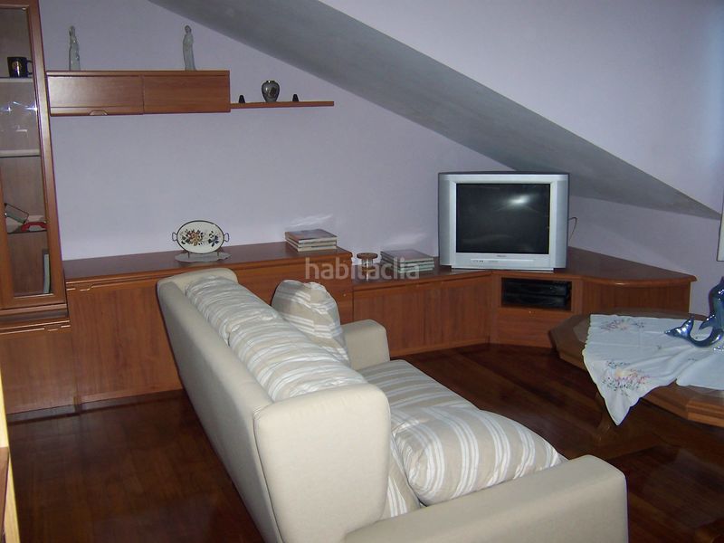 Foto 6becdb55-9e04-4346-a1bc-78ee917a4359. House with parking in Luena