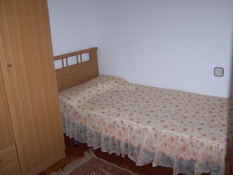 Foto e96dcfe3-feac-40b5-b253-042350a74a24. House with parking in Luena