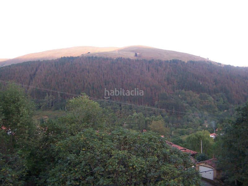 Foto f48c02f7-b112-464c-9efd-98f5fb1bb345. House with parking in Luena